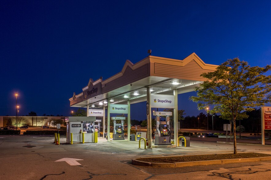 More Photos Of 125 Church St, Pembroke Unknown For Lease