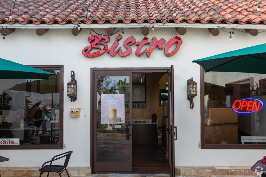 More Photos Of 23547-23641 Moulton Pky, Laguna Hills Unknown For Lease