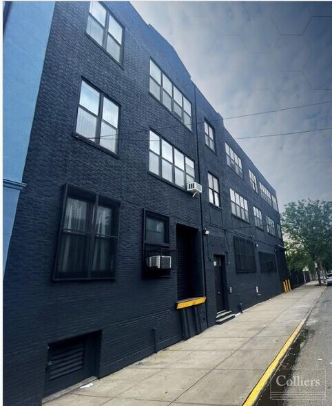 Primary Photo Of 35-18 37th St, Long Island City Manufacturing For Lease