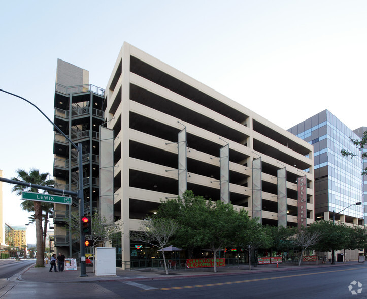 Primary Photo Of 321 S Casino Center Blvd, Las Vegas Parking Garage For Lease