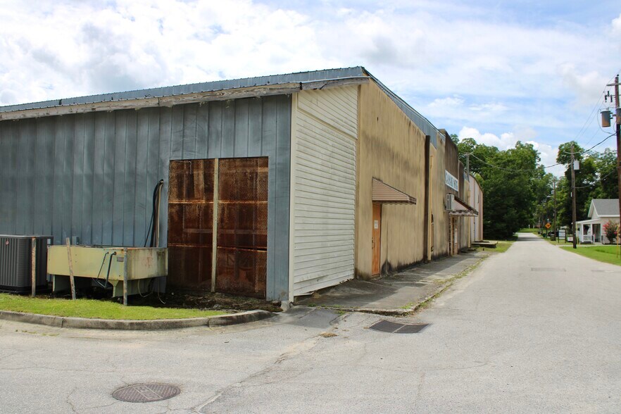 More Photos Of 117 First Ave, Thomson Manufacturing For Lease