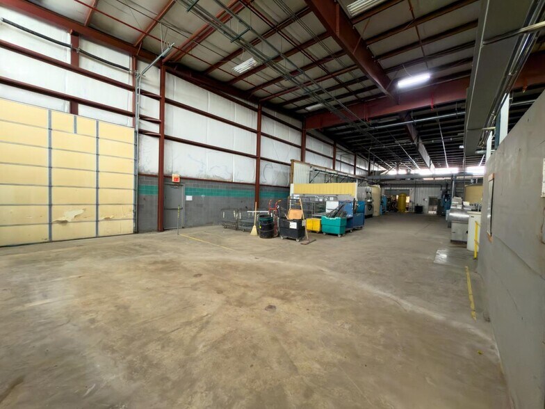 More Photos Of 700 N Eastern Ave, Connersville Industrial For Sale