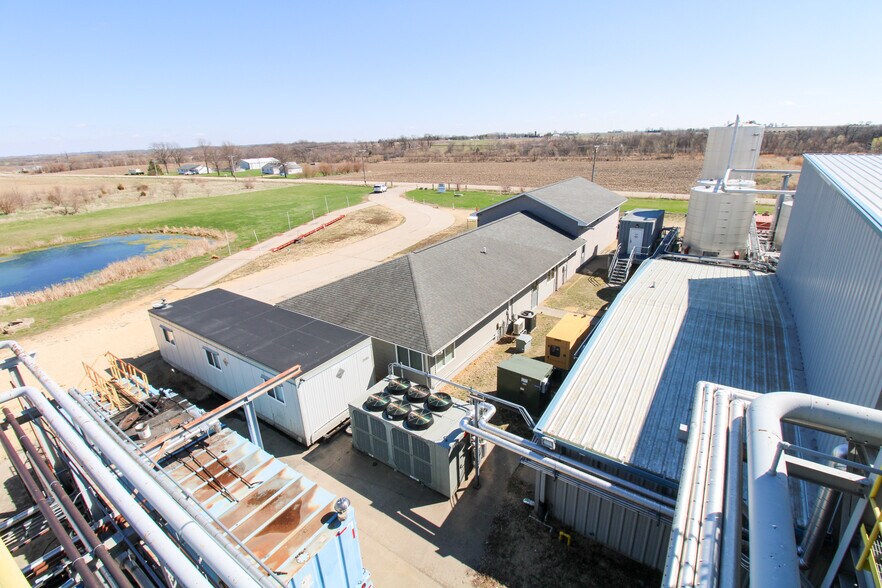 More Photos Of 5640 44th Ave S, Clinton Industrial For Sale