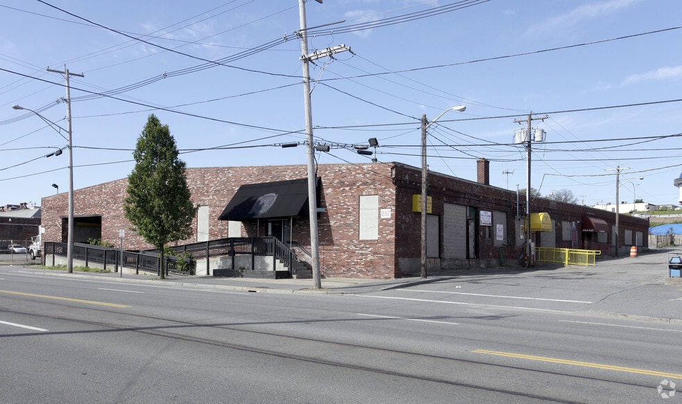 Primary Photo Of 257 Allens Ave, Providence Bar For Sale