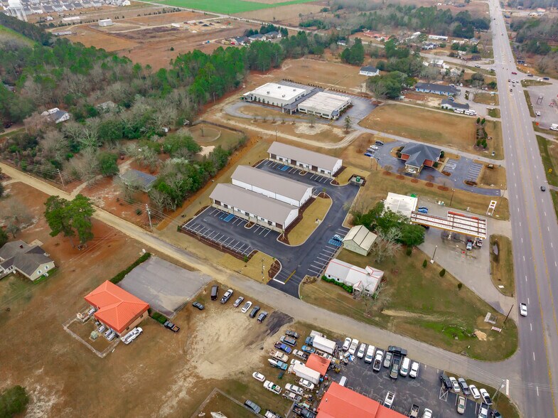 More Photos Of 118 Centerville Rd, Gilbert Light Distribution For Lease