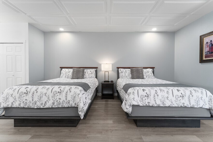 More Photos Of 200 Wapato Ct, Manson Hotel For Sale