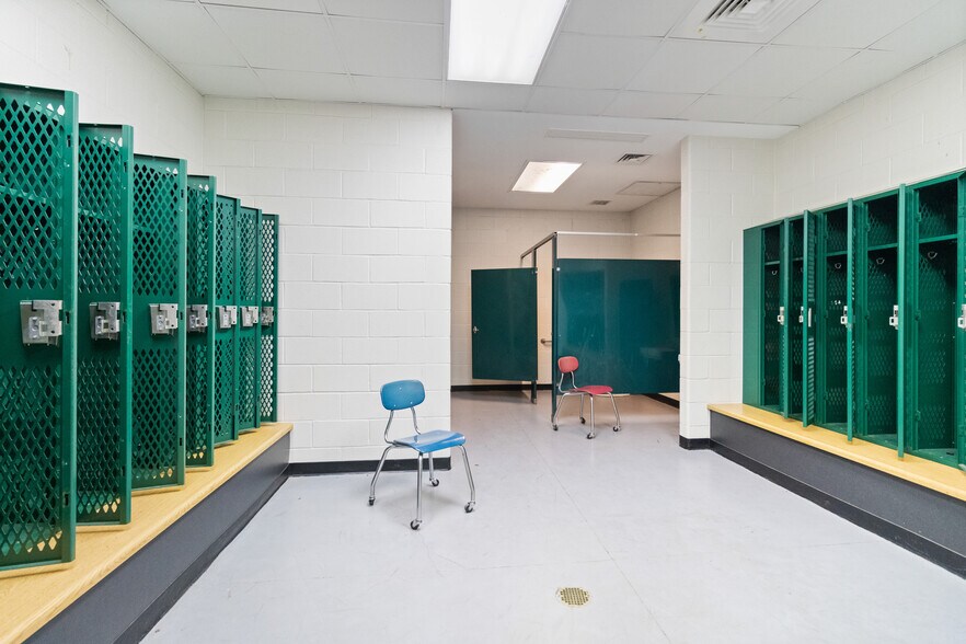 More Photos Of 214 N School St, Winfield Light Distribution For Sale