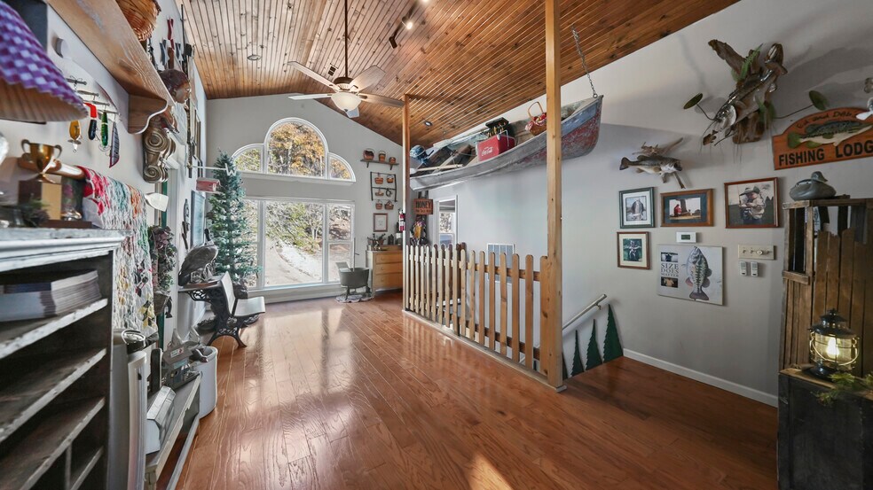 More Photos Of 1117 Dogwood Rd, Lake Ozark Multifamily For Sale