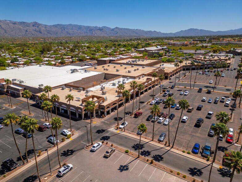 More Photos Of 2480 N Swan Rd, Tucson Unknown For Lease