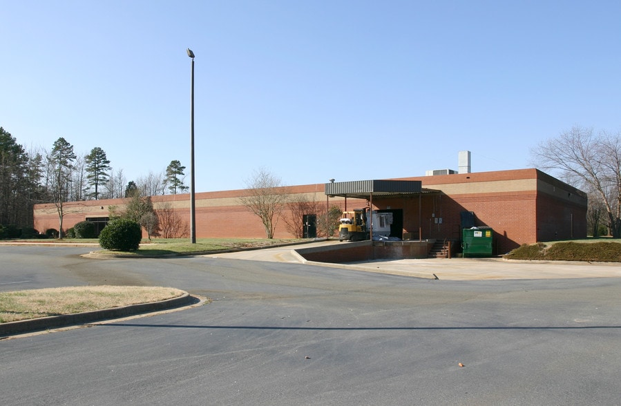 More Photos Of 3101 Stafford Dr, Charlotte Light Manufacturing For Lease