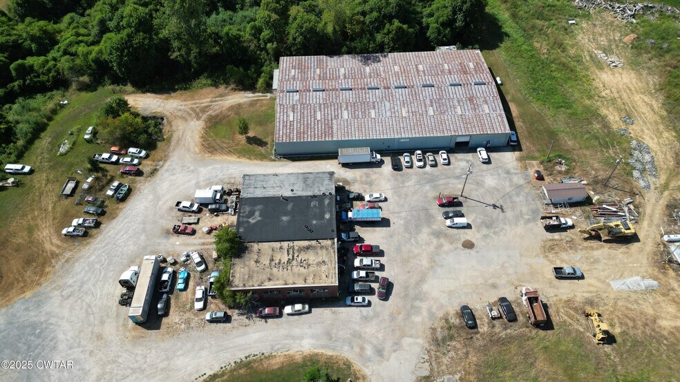 More Photos Of 410 W Reelfoot Ave, Union City Service For Sale