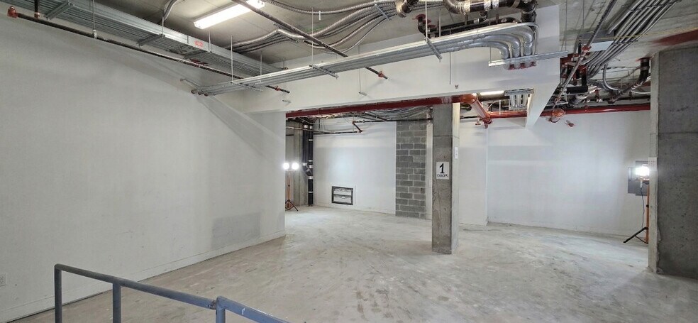 More Photos Of 40 Bruckner Blvd, Bronx Apartments For Lease