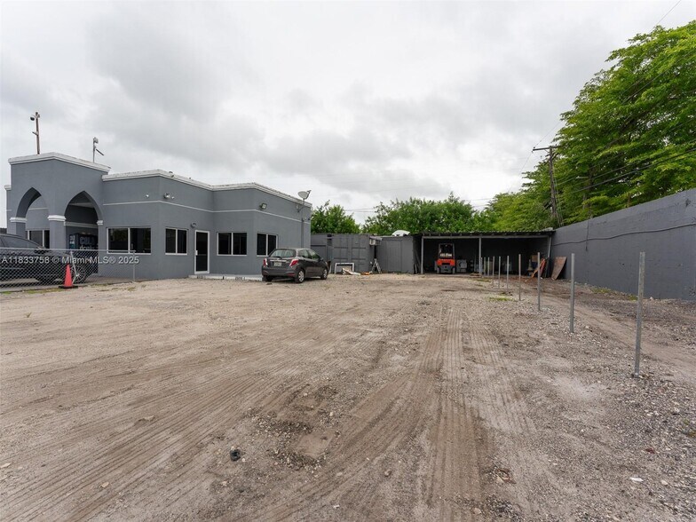 More Photos Of 2695 NW 141st St, Opa Locka Industrial For Sale