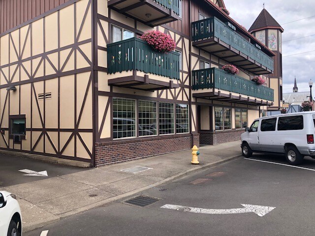 More Photos Of 165 E Charles St, Mount Angel Storefront For Lease