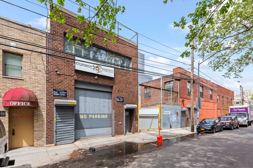 More Photos Of 37-14 13th St, Long Island City Warehouse For Lease