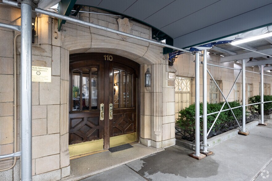 More Photos Of 110 E 87th St, New York Apartments For Lease