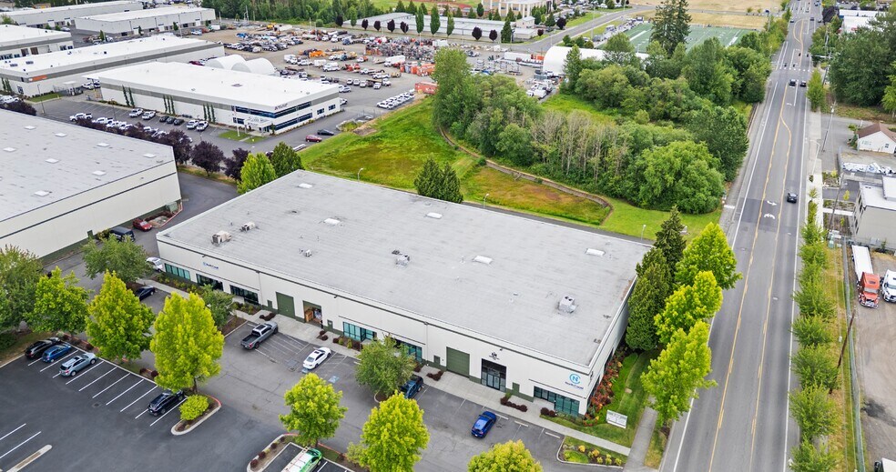 More Photos Of 5900 NE 88th St, Vancouver Distribution For Lease