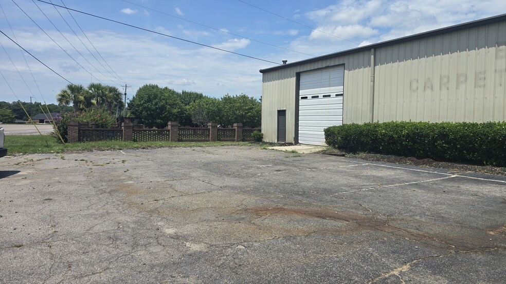 Primary Photo Of 1377 Edgefield Rd, North Augusta Industrial For Sale