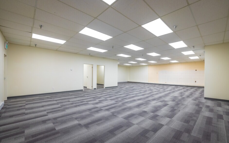 More Photos Of 2620 Simpson Rd, Richmond Warehouse For Sale