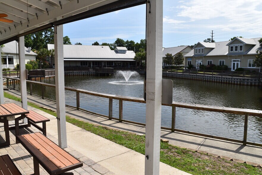 More Photos Of 277 Willbrook Blvd, Pawleys Island Office For Sale