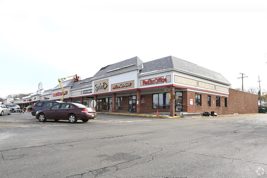51005222 Wilson Mills Rd, Richmond Heights, OH 44143 For Lease