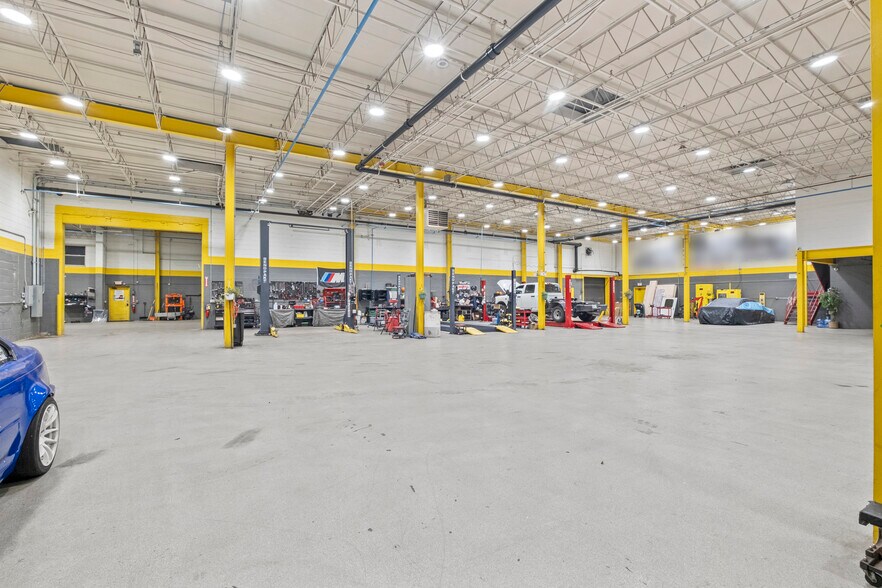 More Photos Of 1529 N 31st Ave, Melrose Park Truck Terminal For Lease