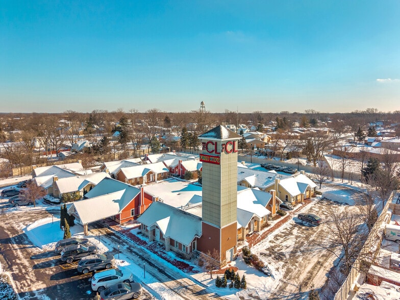 More Photos Of 16W621 S Frontage Rd, Willowbrook Hotel For Sale