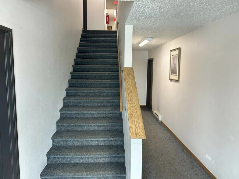 More Photos Of 411-415 S Henry St, Pierre Apartments For Sale