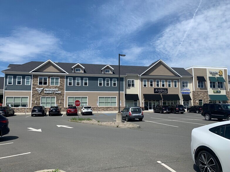 More Photos Of 16 N Greenbush Rd, Troy Freestanding For Lease