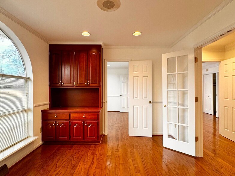 More Photos Of 2820 Hydraulic Rd, Charlottesville Apartments For Lease