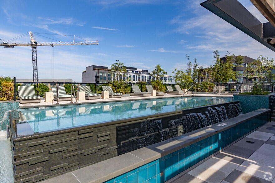 More Photos Of 320 Florida Ave NE, Washington Apartments For Lease