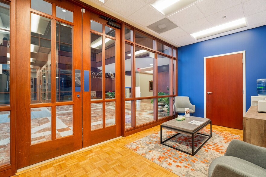 More Photos Of 600 Peter Jefferson Pky, Charlottesville Medical For Sale
