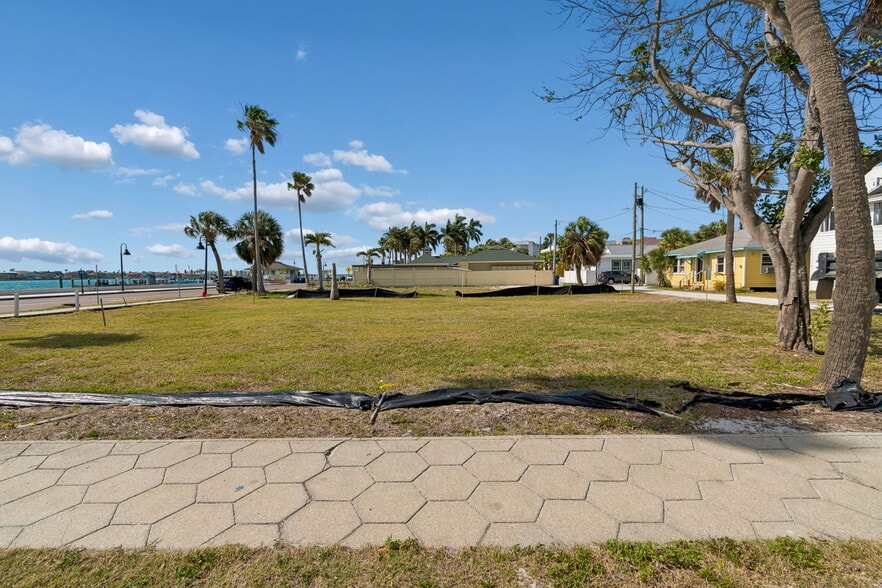 More Photos Of 808 Pass a Grille Way, St Pete Beach Land For Sale