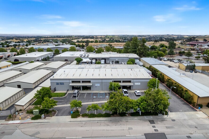 More Photos Of 2200 Golden Hill Rd, Paso Robles Warehouse For Sale