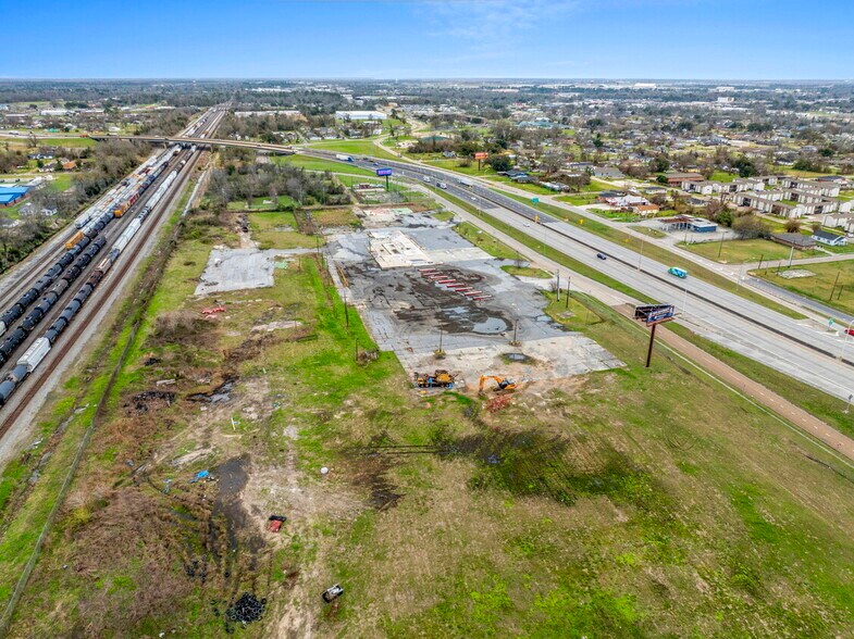 More Photos Of 1825 Interstate 10, Lake Charles Land For Sale