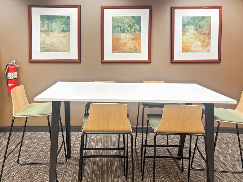 More Photos Of 125 Townpark Dr NW, Kennesaw Coworking Space