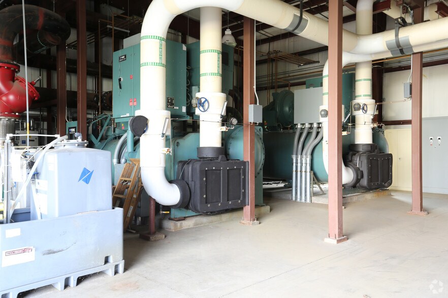 More Photos Of 2600 Manitou Rd, Rochester Research And Development For Lease