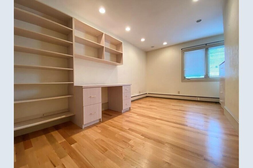 More Photos Of 1002 Beacon St, Brookline Storefront Retail Residential For Sale