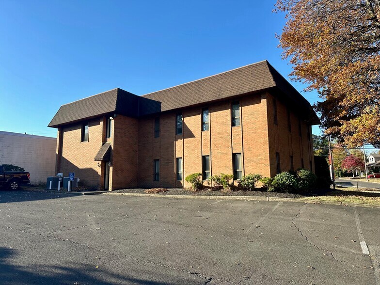 More Photos Of 705 Easton Rd, Willow Grove Office For Sale