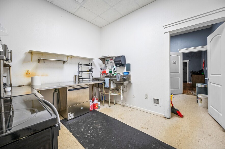 More Photos Of 312 Texas St, Natchitoches Specialty For Sale