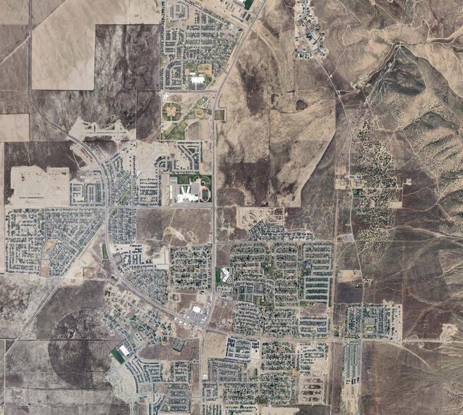More Photos Of South Pony Express Parkway, Eagle Mountain General Retail For Lease