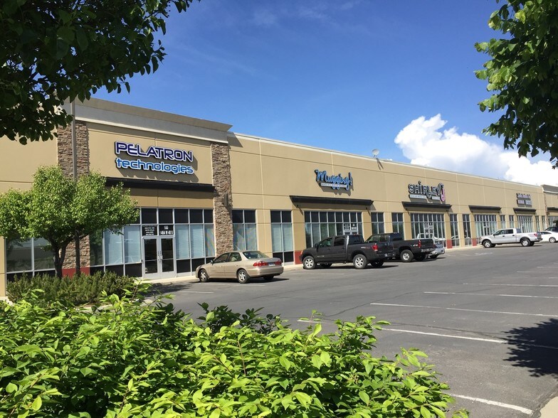More Photos Of 1451-1461 W 40 S, Lindon Showroom For Lease