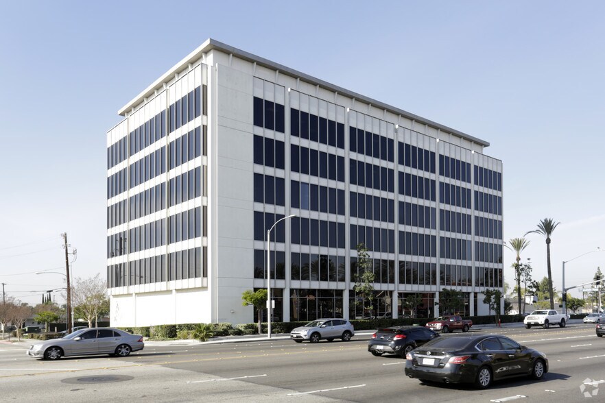 More Photos Of 505 N Euclid St, Anaheim Office For Sale