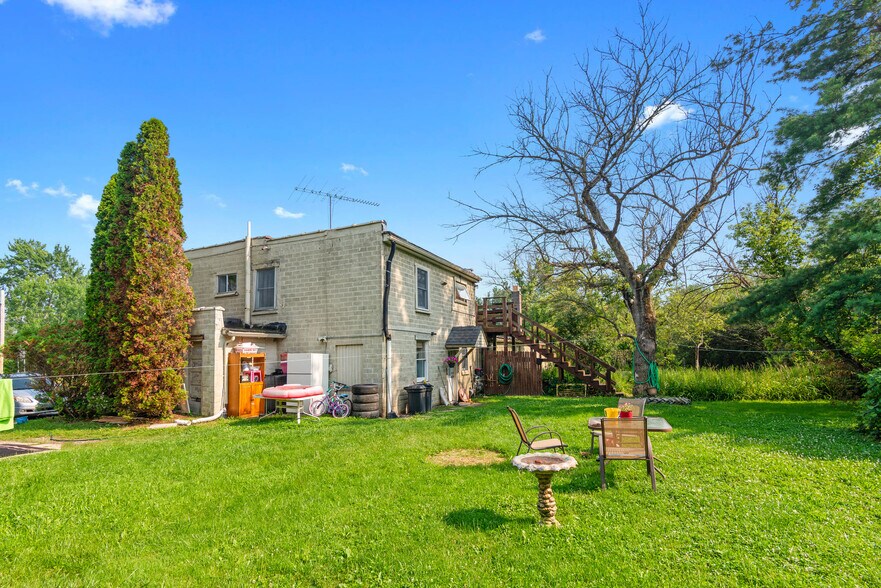 More Photos Of 3279 Emmett Rd, Emmett Multifamily For Sale