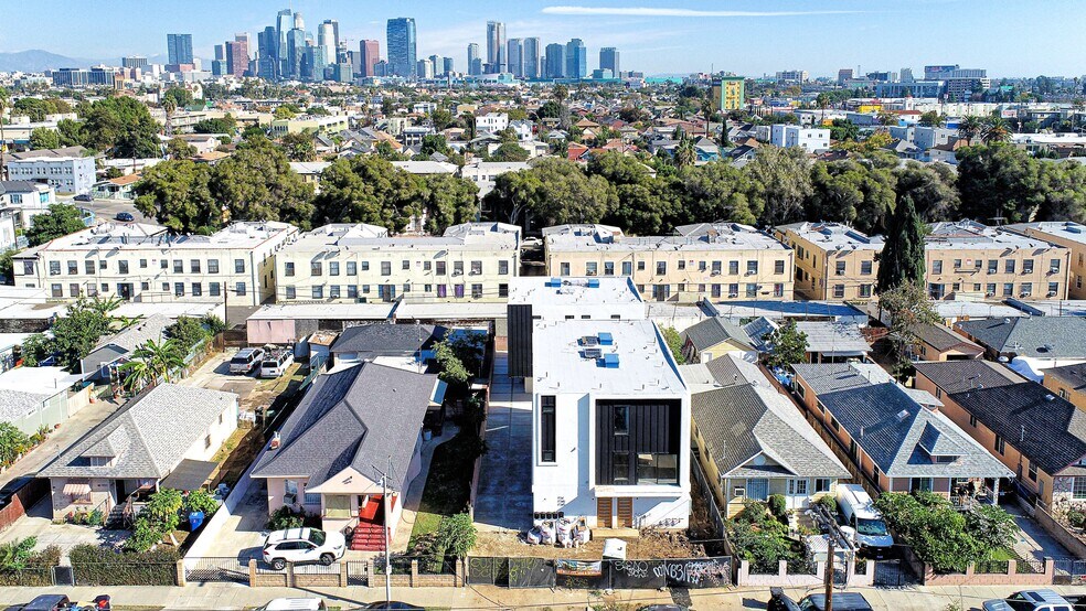 More Photos Of 1726 Menlo Ave, Los Angeles Apartments For Sale