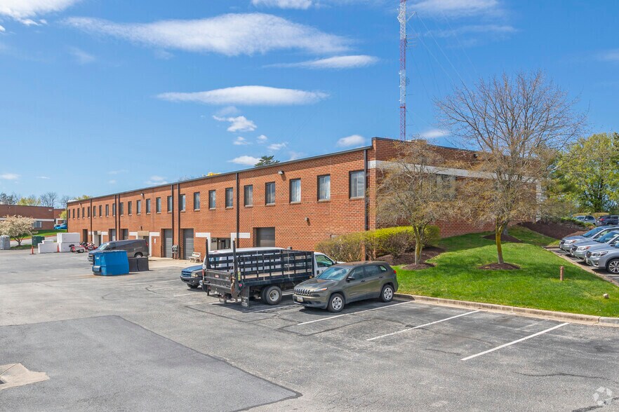 More Photos Of 406 Headquarters Dr, Millersville Flex For Lease