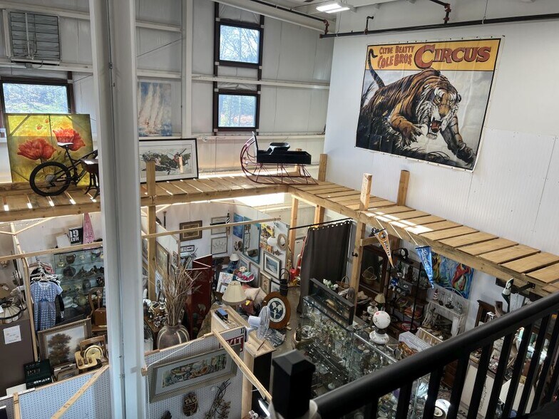 More Photos Of 588 Boston Post Rd, Guilford Freestanding For Sale