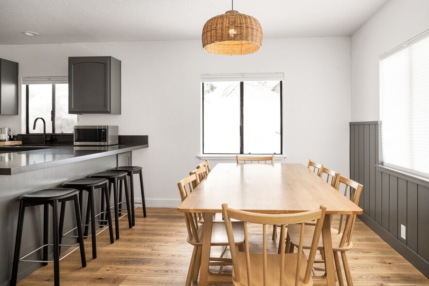 More Photos Of 14255 State Route 88, Hope Valley Hotel For Sale