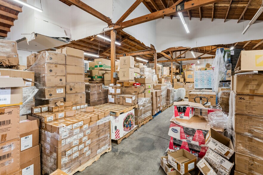 More Photos Of 2879 Main St, Riverside Warehouse For Sale