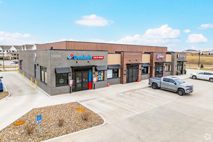 Primary Photo Of Highway 28 & Turnberry Road, Norwalk Storefront Retail Office For Lease